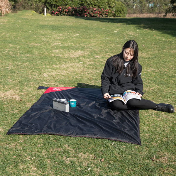 KORAMAN brand portable ultra-thin folding camping mat pocket blanket camping waterproof blanket outdoor picnic mat