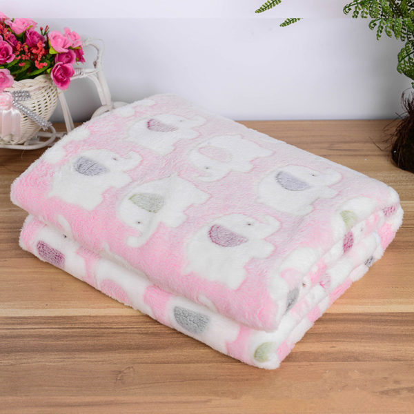 Pet Product Dog Blanket Bed Winter Warm Coral Fleece Blanket Dog Mat Soft Cute Animal Print Puppy Cushion Pet Carpet