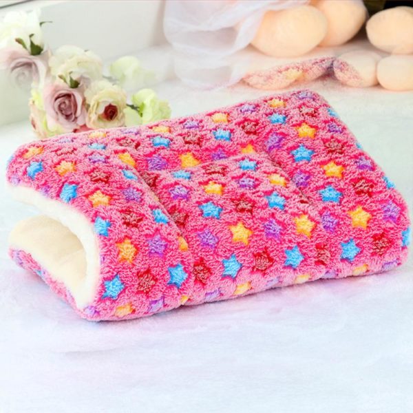Pets Accessory Dogs Cat Rest Blanket Breathable Pet Cushion Dog Cats Bed Soft Warm Sleep Mat